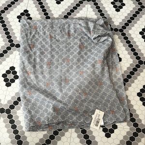 NWT - 🍊OTF infinity scarf 🧣